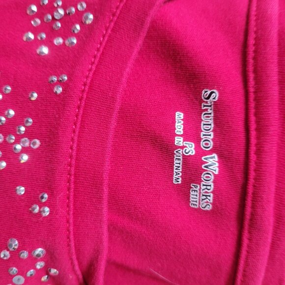 Studio Works Petite R S Red Long Sleeve Top With Rhinestone Embellishments - Picture 3 of 4